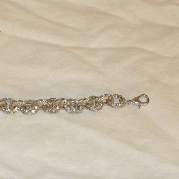 Sparkly costume bracelet - Picture 3 of 4